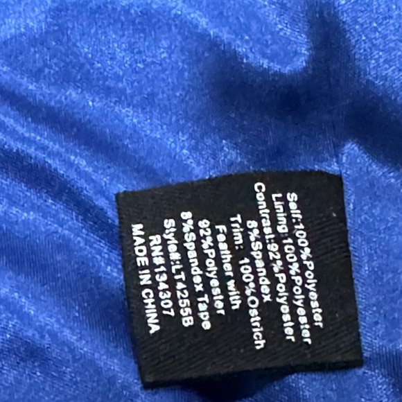 NWOT line and dot top - Picture 4 of 13